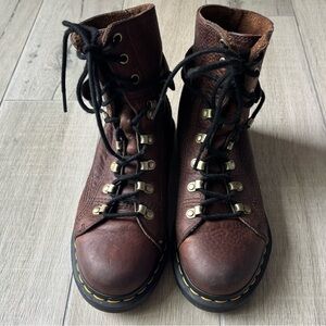 Grizzly Leather Doc Martens ‘Coraline’